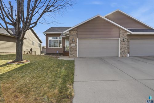 4400 S Key Ave Avenue, Sioux Falls, SD, 57106 | Card Image