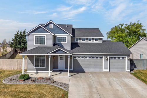 9911 Norfolk Dr, Pasco, WA, 99301-6727 | Card Image
