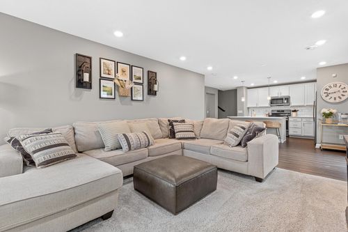 8778 Parkington Ave Ne, Elk River, MN, 55330-5122 | Card Image