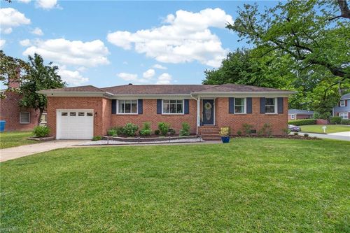 6078 Clear Springs Rd, Virginia Beach, VA, 23464-4452 | Card Image