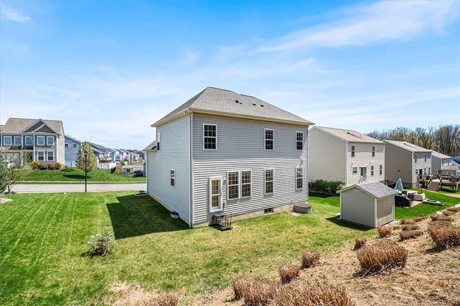 2010 Casey Dr, House other with 3 bedrooms, 3 bathrooms and 2 parking in Aliquippa PA | Image 7