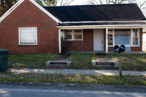 1120 Oakwood Avenue, Huntsville, AL, 35811 | Card Image