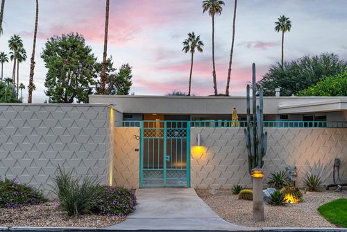 70 Lakeview Dr, Palm Springs, CA, 92264-5506 | Card Image