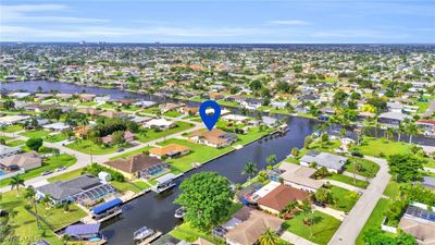 203 Se 37th Lane, House other with 4 bedrooms, 3 bathrooms and null parking in Cape Coral FL | Image 2