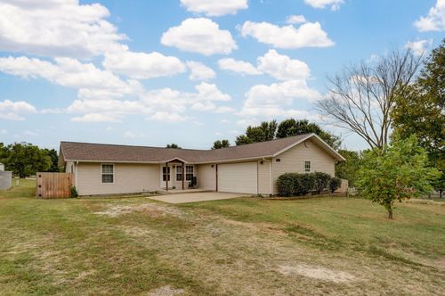 1422 W Commercial St, Buffalo, MO, 65622-7513 | Card Image