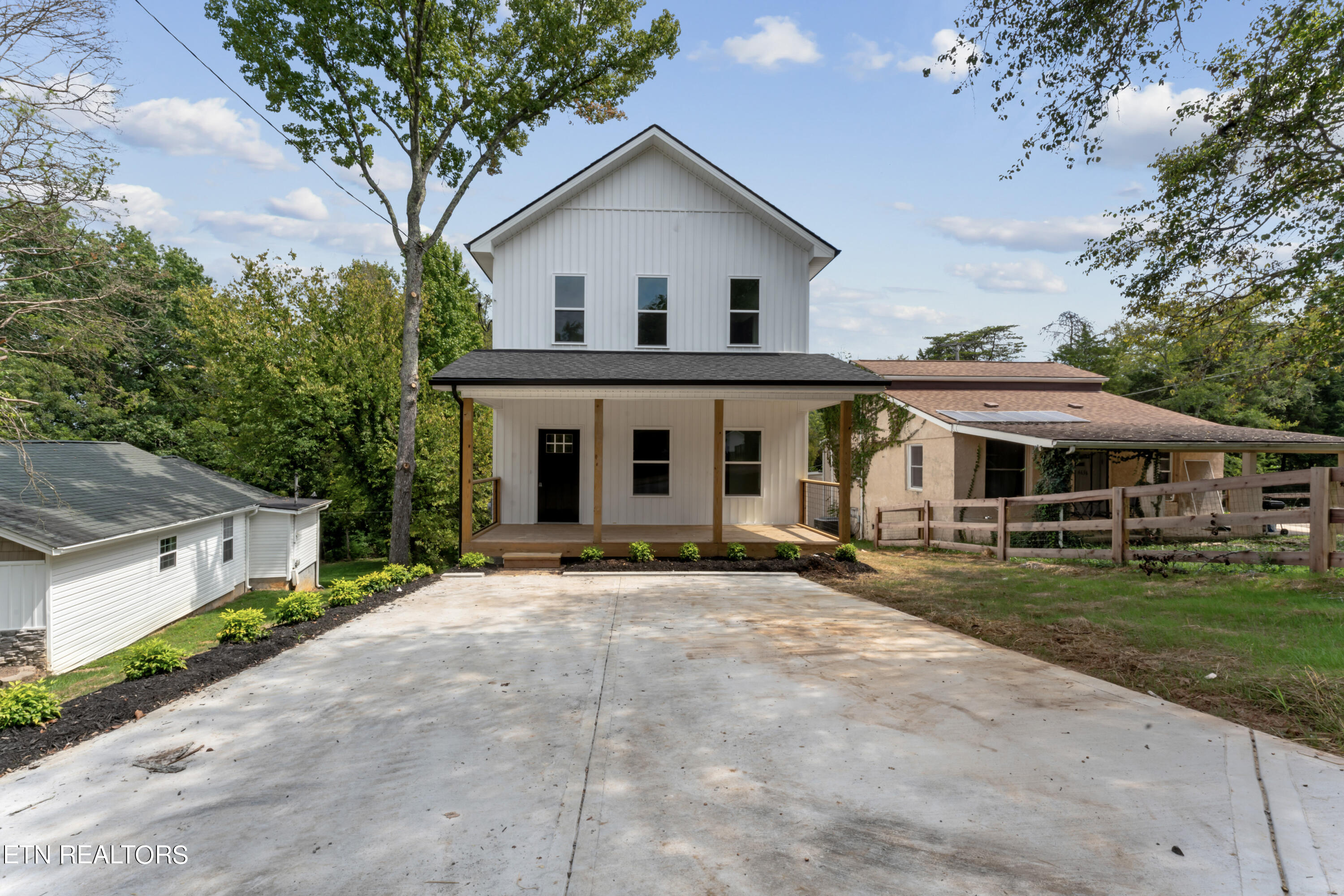 Harsch St, Knoxville, TN 37920