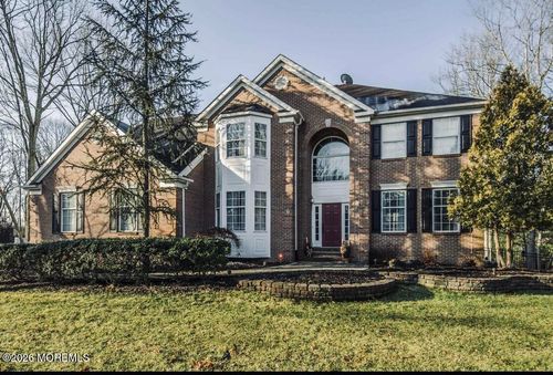 9 Winners Cir, Manalapan, NJ, 07726-8461 | Card Image