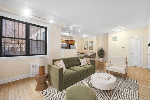 3g-273 Bennett Ave, New York, NY, 10040-2486 | Card Image
