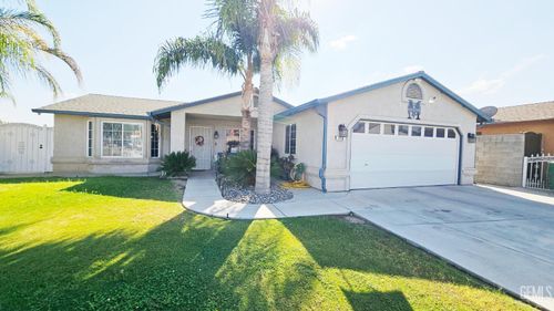718 Florito Way, Delano, CA, 93215-4952 | Card Image