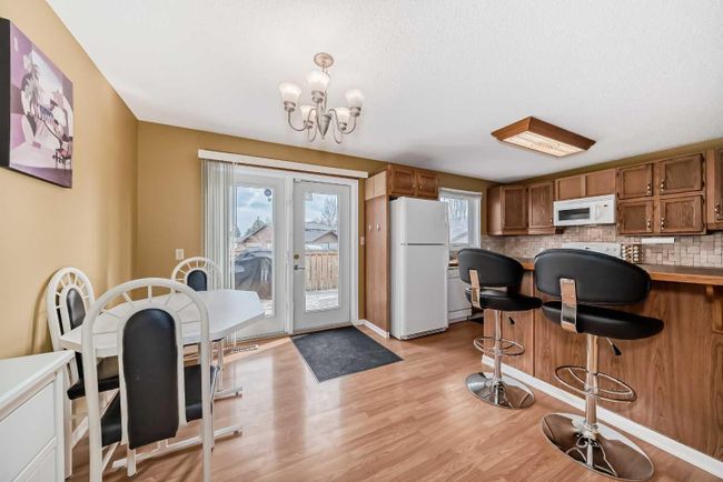 72 Parkwood Crescent, Home with 4 bedrooms, 2 bathrooms and 2 parking in Strathmore AB | Image 9