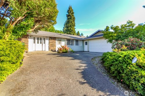 32622 39th Ave Sw, Federal Way, WA, 98023-2604 | Card Image