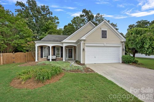 6601 Warbler Wood Ct, Charlotte, NC, 28269-6171 | Card Image