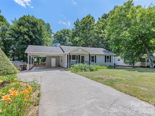 515 Westover Dr, High Point, NC, 27265-2837 | Card Image