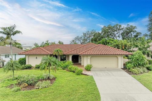 221 Lookout Point Dr, OSPREY, FL, 34229-9188 | Card Image