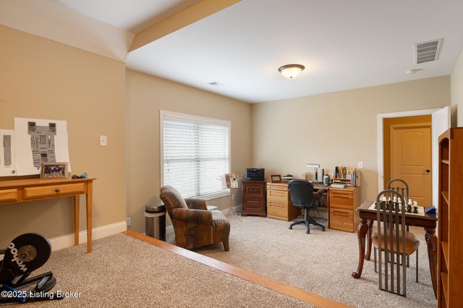905 Fossil Creek Cir, House other with 4 bedrooms, 3 bathrooms and null parking in Louisville KY | Image 38