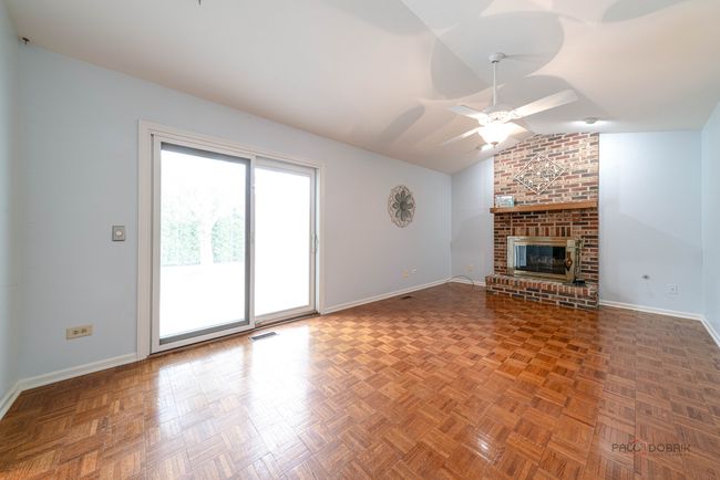 2021 Liberty Ln, House other with 3 bedrooms, 2 bathrooms and 2 parking in Gurnee IL | Image 13