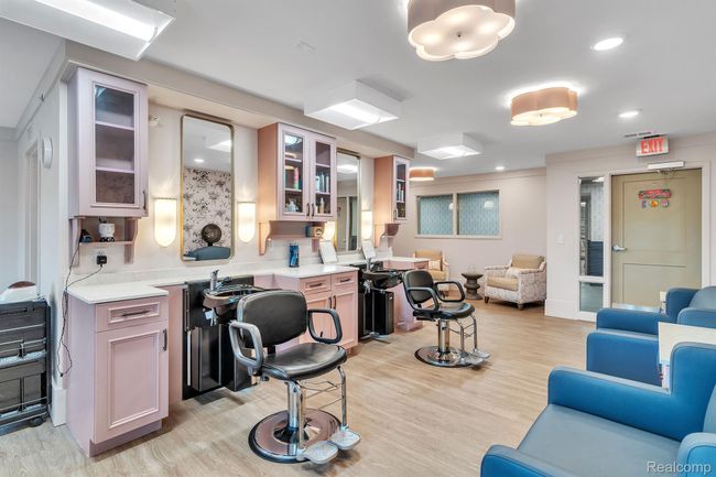 APT-201 - 1957 S Telegraph Rd, Condo with 2 bedrooms, 2 bathrooms and null parking in Bloomfield Hills MI | Image 34