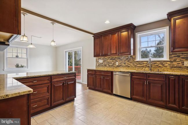 9213 Cypress Ave, House other with 5 bedrooms, 3 bathrooms and null parking in BETHESDA MD | Image 9