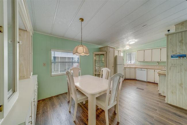 148 Gull Aire Blvd, House other with 2 bedrooms, 2 bathrooms and null parking in OLDSMAR FL | Image 11