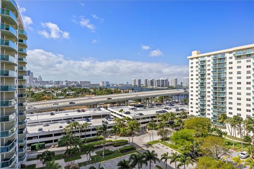 1017-19380 Collins Ave, Sunny Isles Beach, FL, 33160-2285 | Card Image