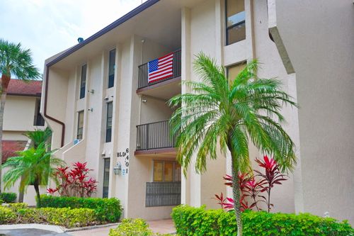 210-6401 N University Dr, Tamarac, FL, 33321-4048 | Card Image