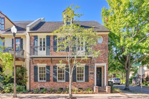 323 Richland Ave, Lafayette, LA, 70508-6612 | Card Image