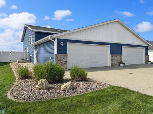 4832 51st Ave S, Fargo, ND, 58104-6023 | Card Image