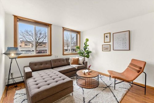 apt-7-2525 3rd Ave S, Minneapolis, MN, 55404-4303 | Card Image