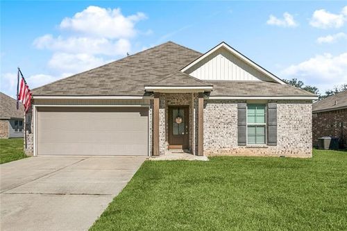 19448 Providence Ridge Blvd, Hammond, LA, 70403-1925 | Card Image