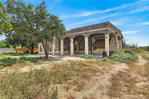 8511 N Bentsen Palm Dr, Mission, TX, 78574-4286 | Card Image