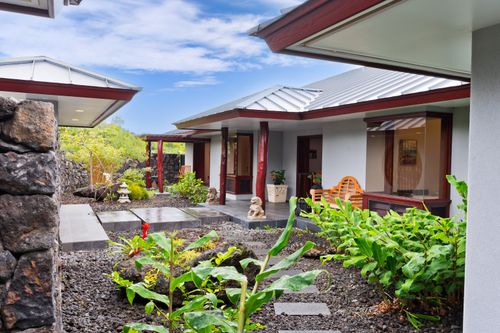 72-4084 Ke Ana Wai St, Kailua Kona, HI, 96740-8446 | Card Image