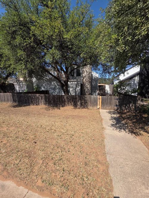4243 Siesta Ln, Midland, TX, 79705-4300 | Card Image