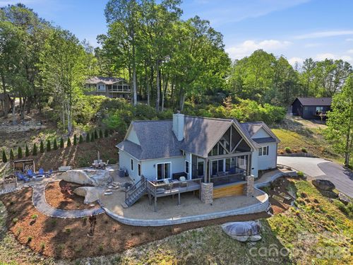 467 Crystal Heights Dr, Hendersonville, NC, 28739-5447 | Card Image