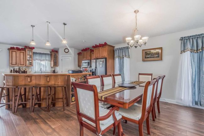 128 Rivermill Landing W, Home with 5 bedrooms, 3 bathrooms and 4 parking in Lethbridge AB | Image 10
