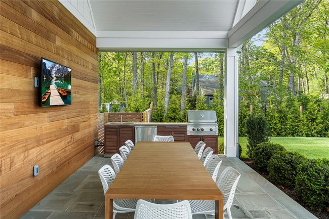 View of sunroom | Image 47