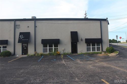 3-2300 W Osage St, Pacific, MO, 63069-1125 | Card Image