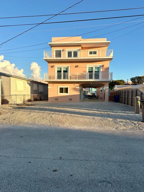 1516 Aqueduct Ln, Key Largo, FL, 33037-2802 | Card Image
