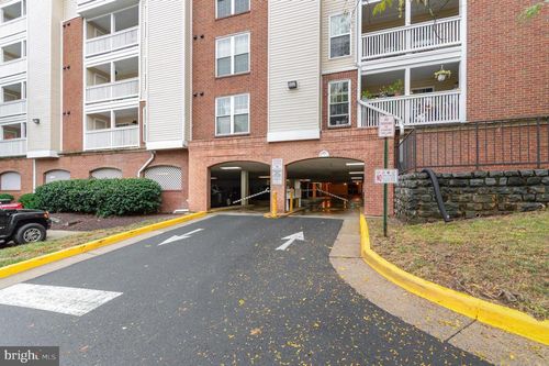 unit-108-1504 Lincoln Way, MCLEAN, VA, 22102-5855 | Card Image