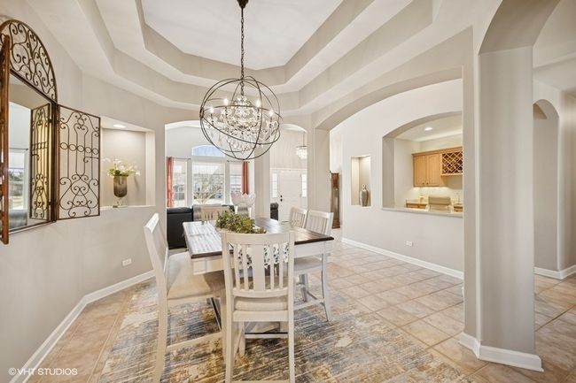 5582 Chapel Hl, House other with 3 bedrooms, 2 bathrooms and 2 parking in Gurnee IL | Image 9