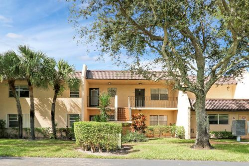 120 Lake Constance Dr, West Palm Beach, FL, 33411-2426 | Card Image