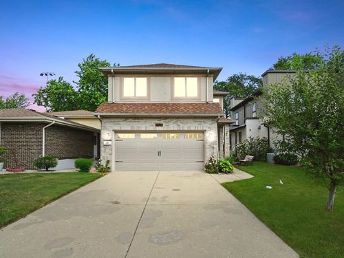 5140 Weber Ln, Skokie, IL, 60077-1230 | Card Image