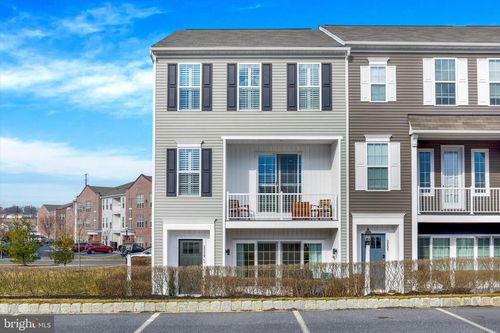 3259 Mateer Ln, MECHANICSBURG, PA, 17055-7070 | Card Image
