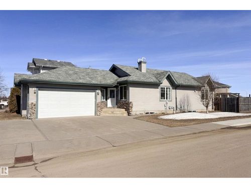 9701 87 St, Morinville, AB, T8R1V2 | Card Image