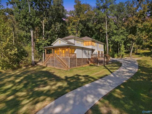 1950 White Elephant Rd, Grant, AL, 35747-7840 | Card Image