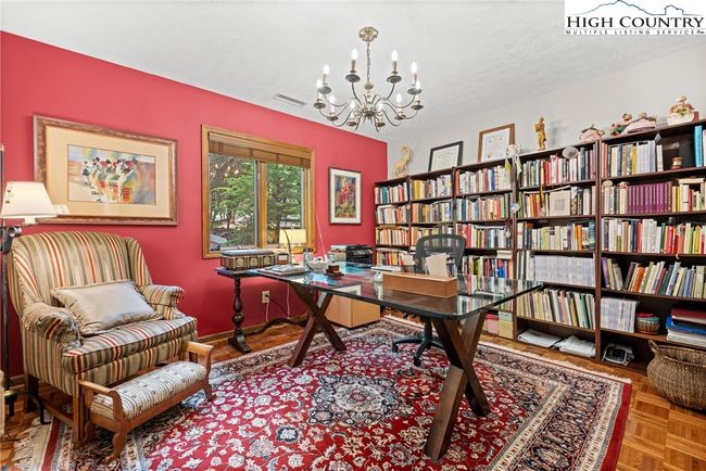 Bedroom 2 is currently an office/study | Image 28