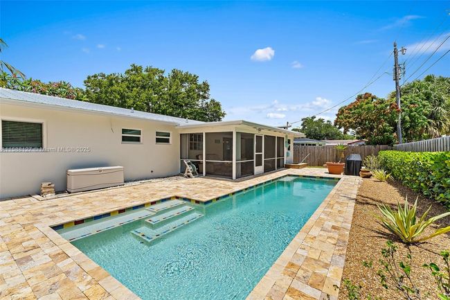 0 - 367 W Riverside Dr, House other with 3 bedrooms, 2 bathrooms and null parking in Tequesta FL | Image 57
