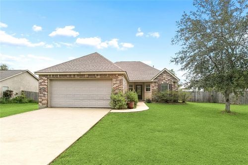 782 Strawberry Fields Ln, Ponchatoula, LA, 70454-9106 | Card Image