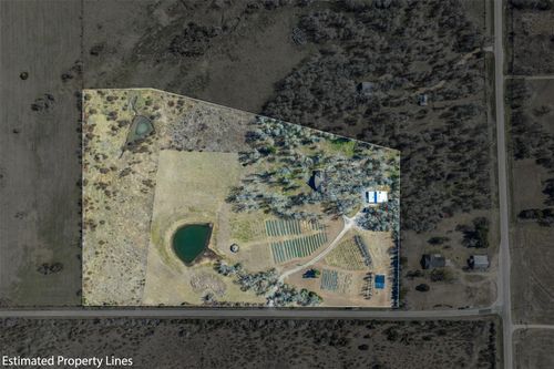 2250 Dillard Rd, Brenham, TX, 77833-1727 | Card Image