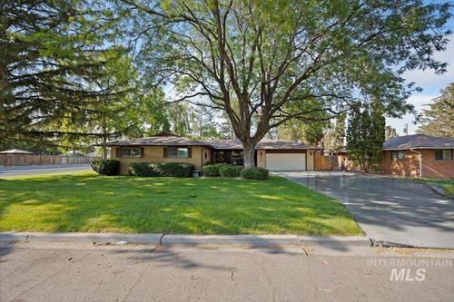 1511 Evergreen Dr, Twin Falls, ID, 83301-3424 | Card Image