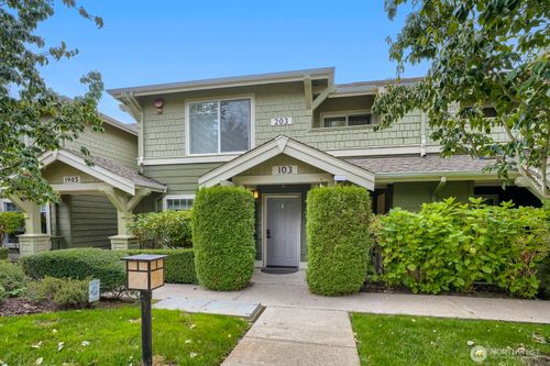 103-1905 24th Ave Ne, Issaquah, WA, 98029-7808 | Card Image